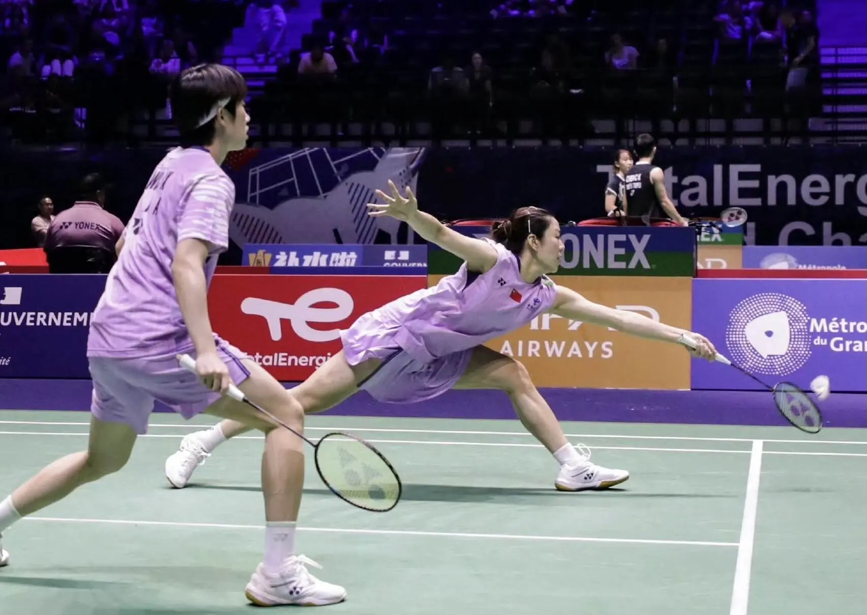 横扫瑞士队, 混双仍是中 横扫瑞士队, 混双仍是中