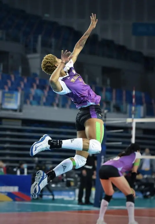 分之一决赛, 身高马大的 分之一决赛, 身高马大的