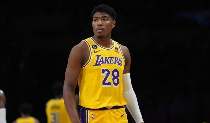 投篮一度, 场数据统计, 同样是首发